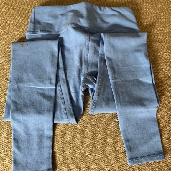 ALO Yoga Sky Blue Leggings - Picture 3 of 4